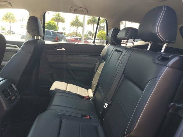 Used 2023 Volkswagen Atlas SE image 17