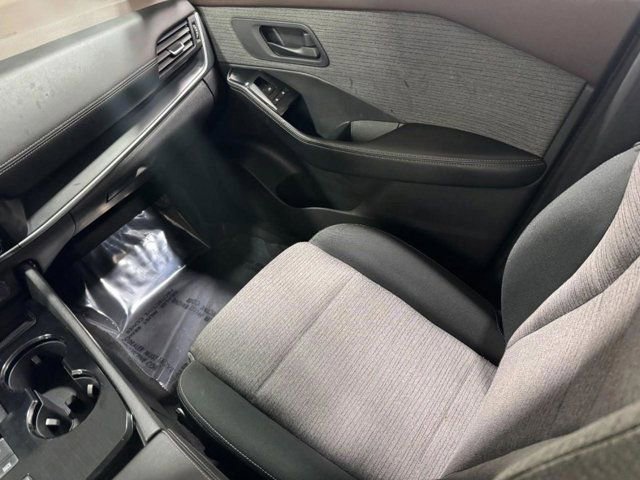 Used 2022 Nissan Rogue S FWD image 30