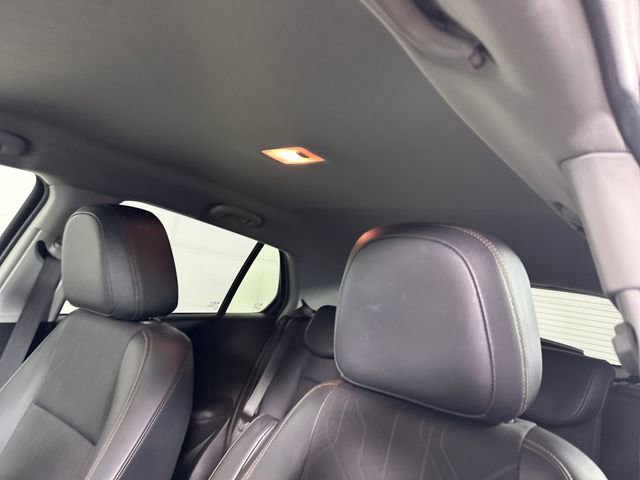 Used 2022 Chevrolet Trax LT w/ LT Convenience Package image 17