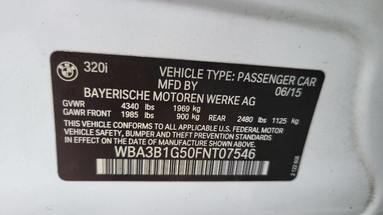 Used 2015 BMW 320i Sedan image 38