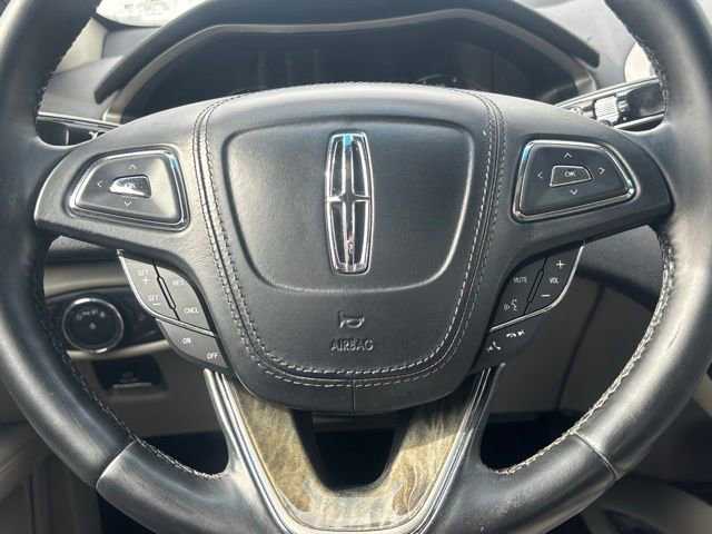 Used 2017 Lincoln MKZ Reserve w/ Climate Package FWD image 18