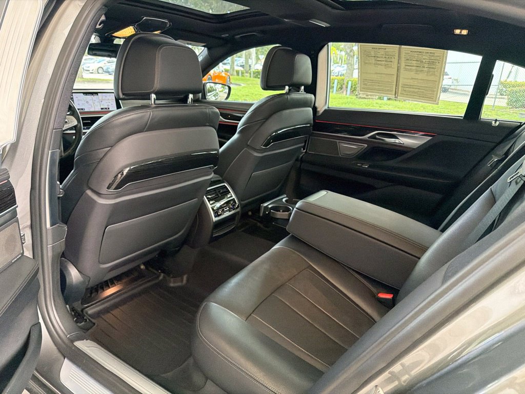 Used 2019 BMW 740i xDrive w/ Executive Package AWD/4WD image 43