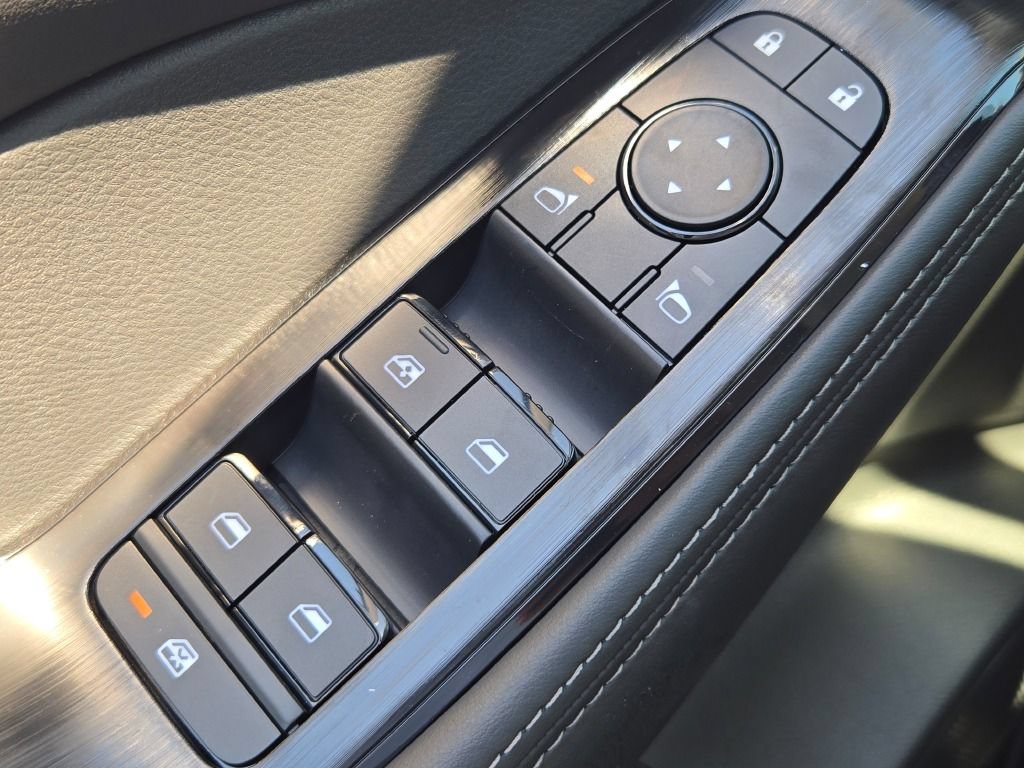 New 2026 Nissan Rogue SV AWD/4WD image 26