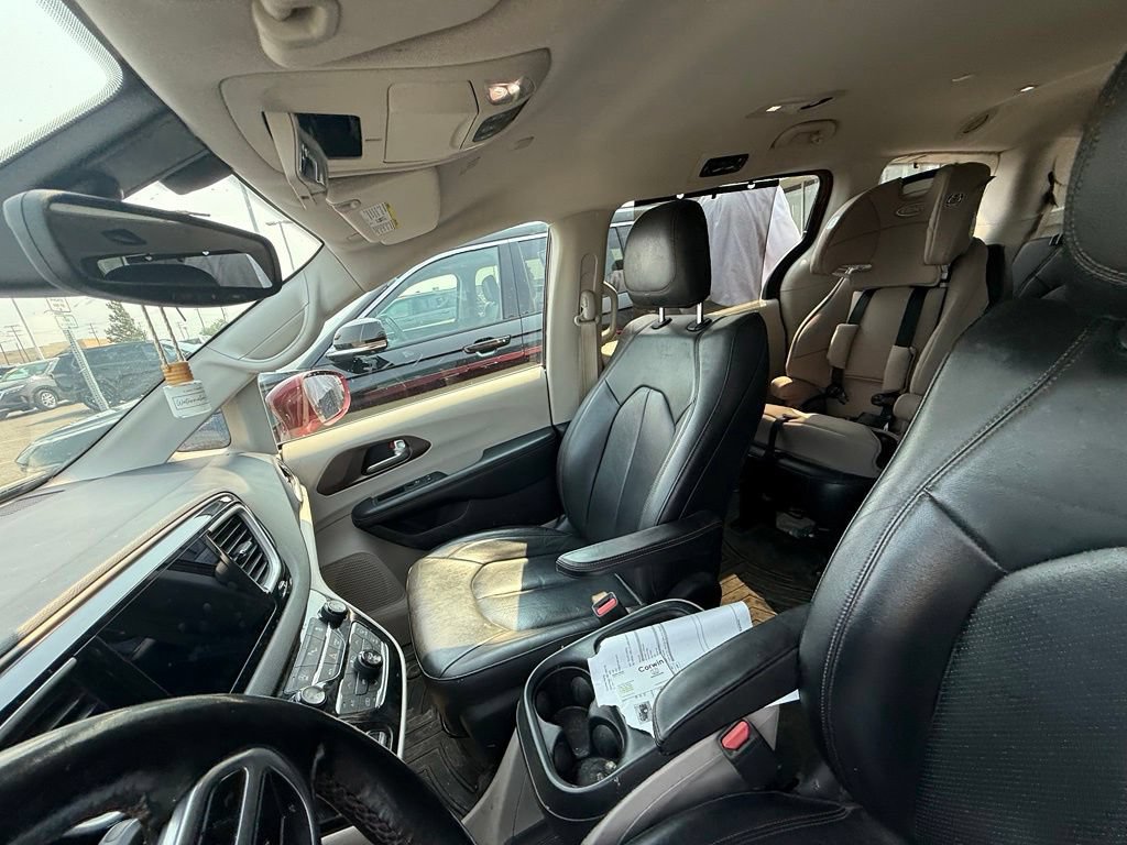 Certified 2019 Chrysler Pacifica Touring-L FWD image 23