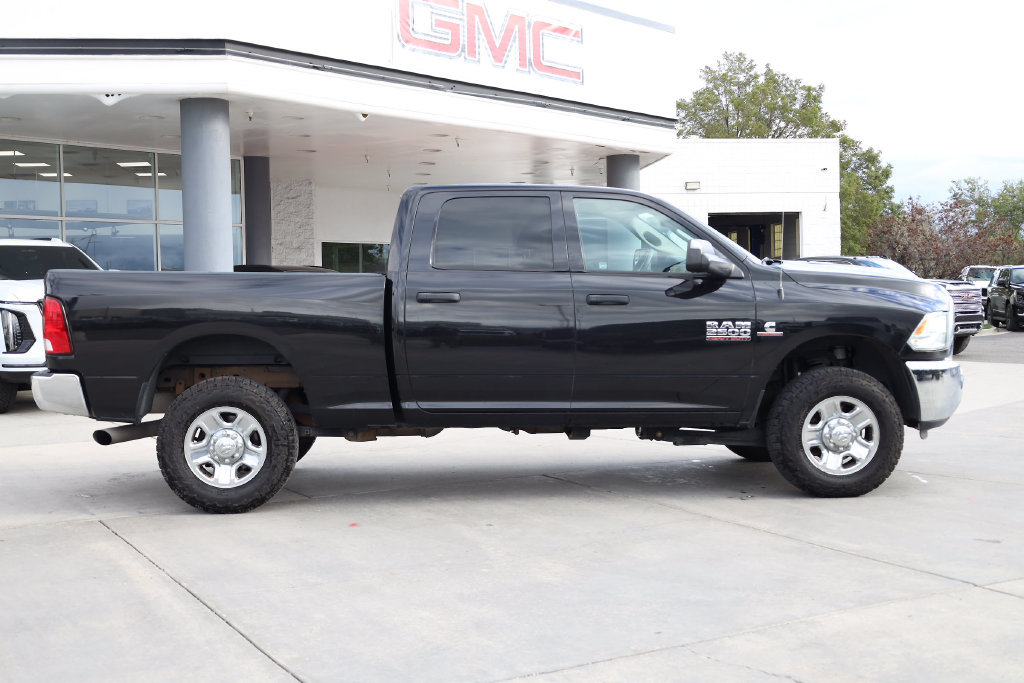 Used 2016 RAM 2500 Tradesman w/ Chrome Appearance Group AWD/4WD image 7