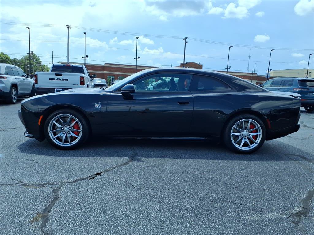 Used 2025 Dodge Charger Daytona Scat Pack w/ Track Pack AWD/4WD image 23