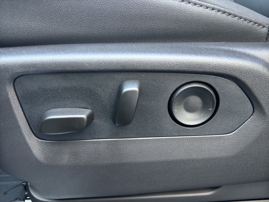 New 2026 Chevrolet Silverado 2500 LT image 15