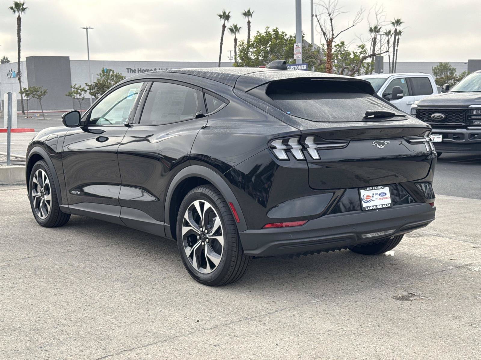New 2026 Ford Mustang Mach-E Select RWD image 5