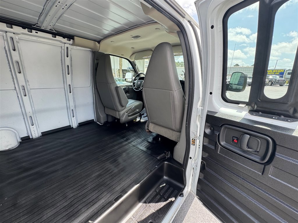 Used 2019 GMC Savana 2500 Extended w/ Driver Convenience Package RWD image 22