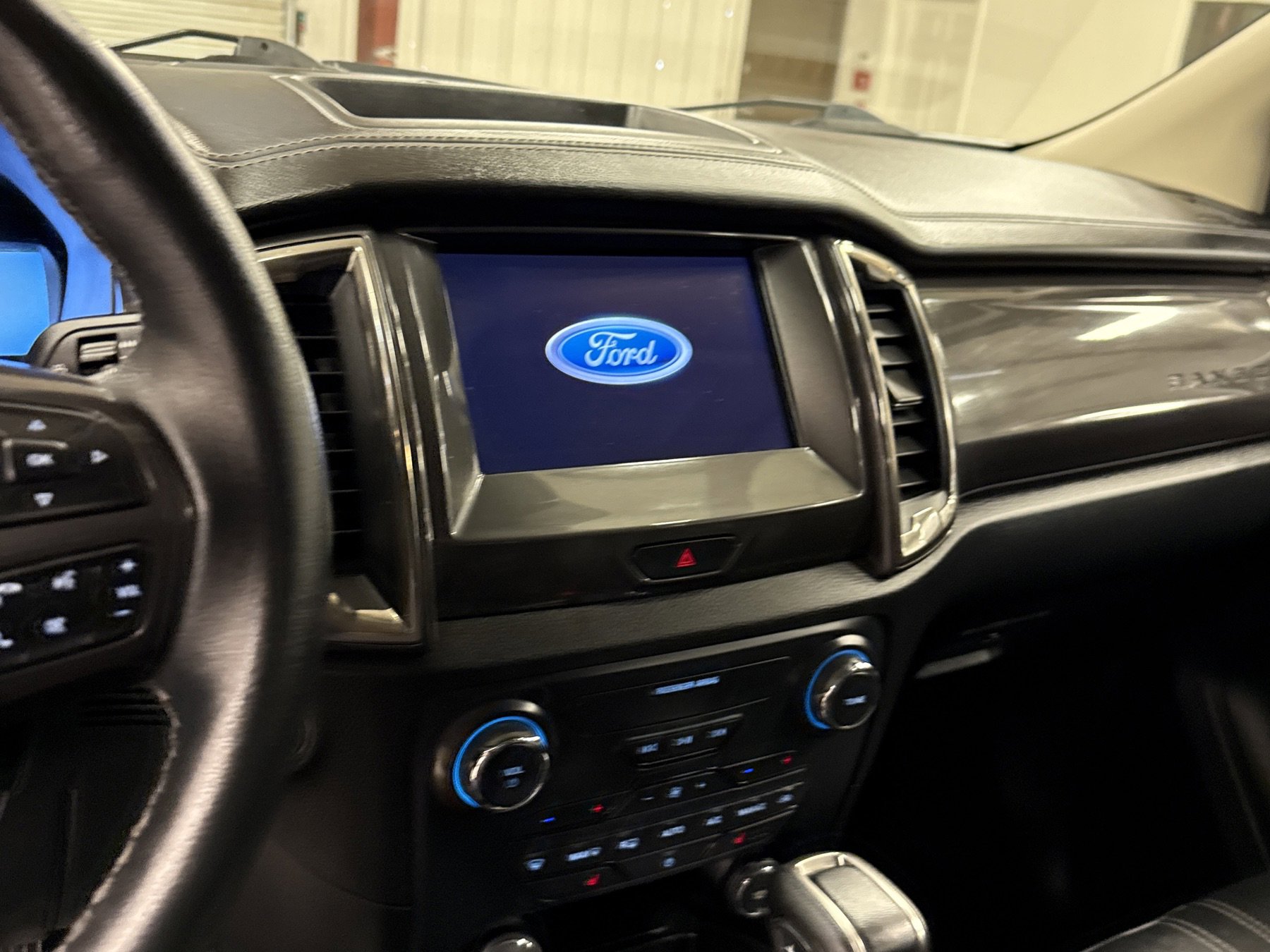 Used 2020 Ford Ranger Lariat w/ Equipment Group 501A Mid image 9