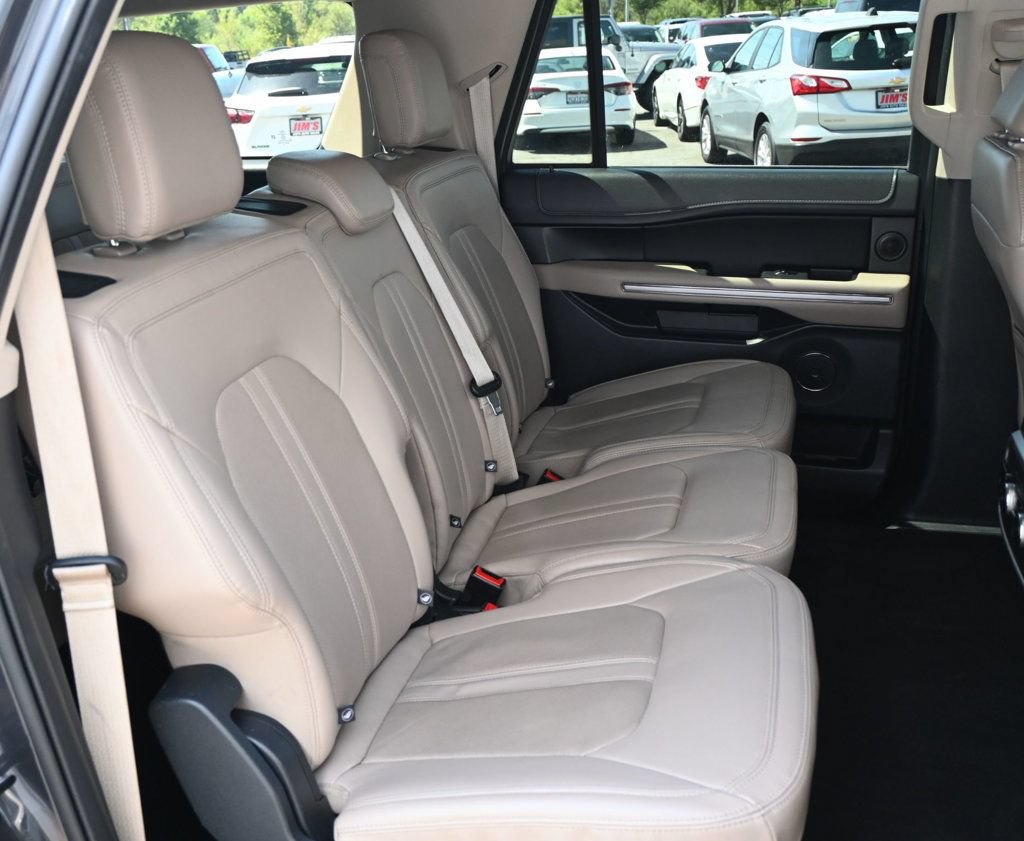 Used 2024 Ford Expedition Max Limited RWD image 23