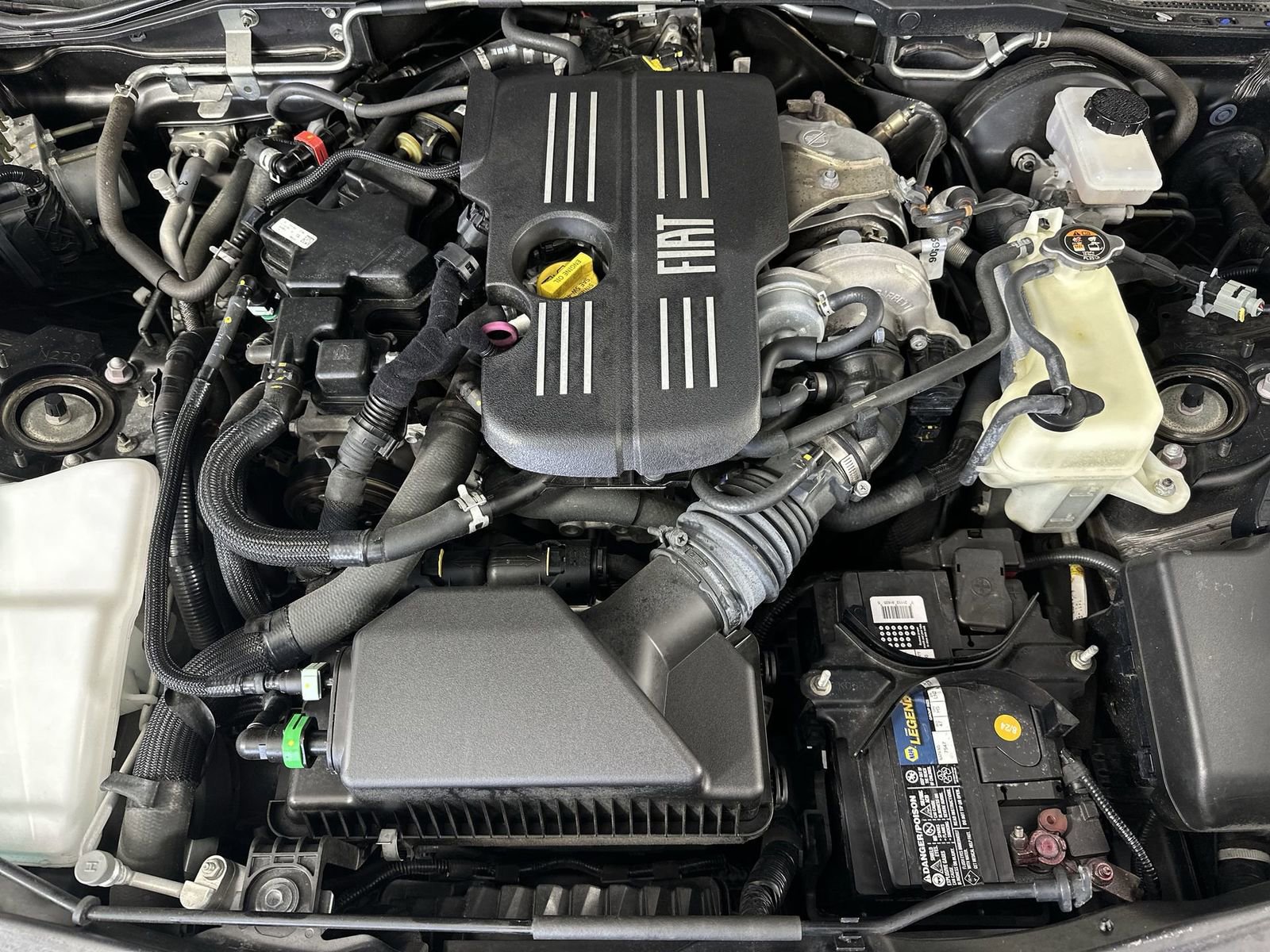 Used 2018 FIAT 124 Spider Classica w/ Technology & Siriusxm Group image 25