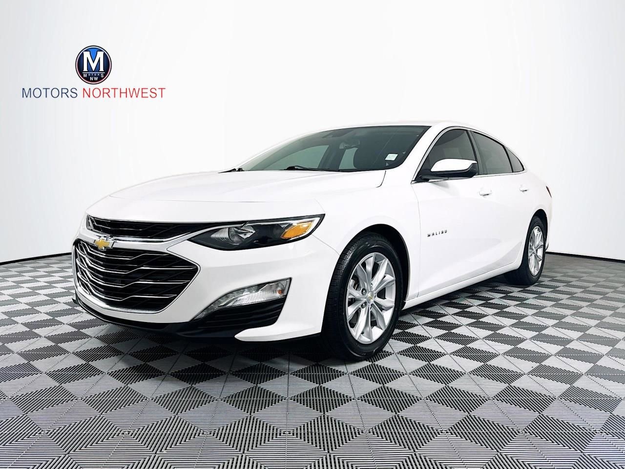 Used 2023 Chevrolet Malibu LT image 1