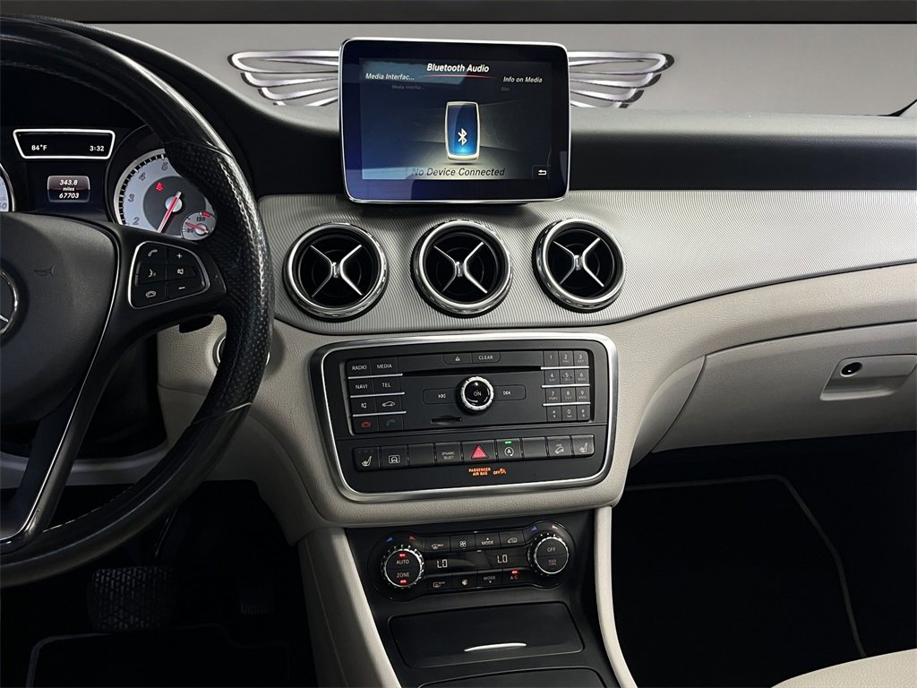 Used 2016 Mercedes-Benz GLA 250 4MATIC image 14