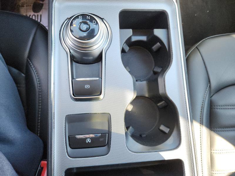 Used 2021 Ford Edge SEL w/ Convenience Package image 14