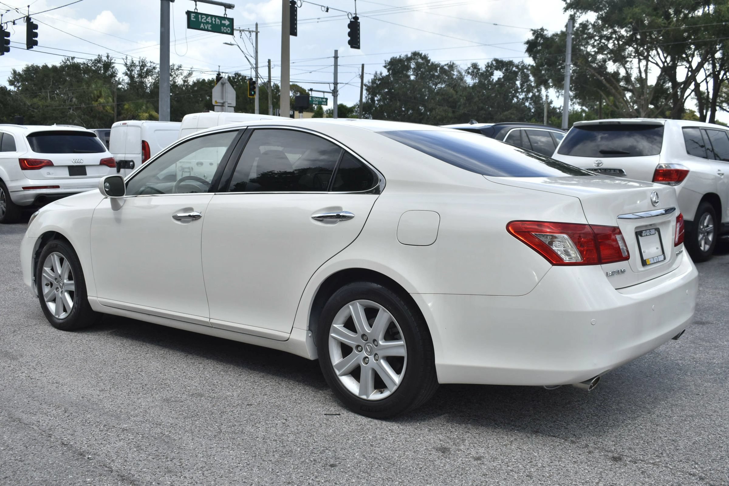 Used 2008 Lexus ES 350 w/ Premium Plus Pkg FWD image 6
