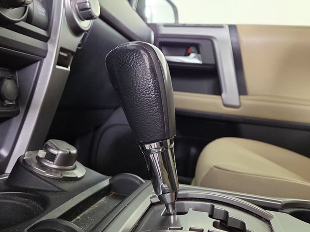 Used 2019 Toyota 4Runner SR5 Premium AWD/4WD image 22