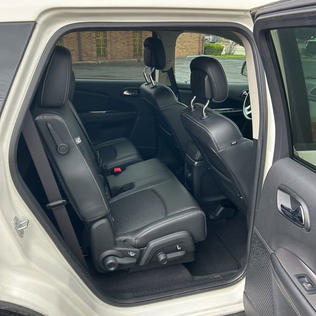 Used 2019 Dodge Journey Crossroad w/ Navigation Group AWD/4WD image 5