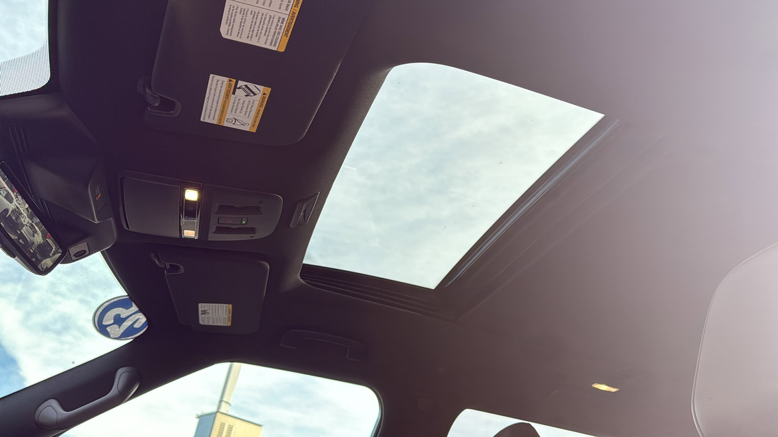 Certified 2025 Nissan Armada Platinum w/ Convenience Package image 20