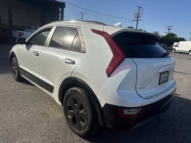 Used 2023 Kia Niro Wave FWD image 7