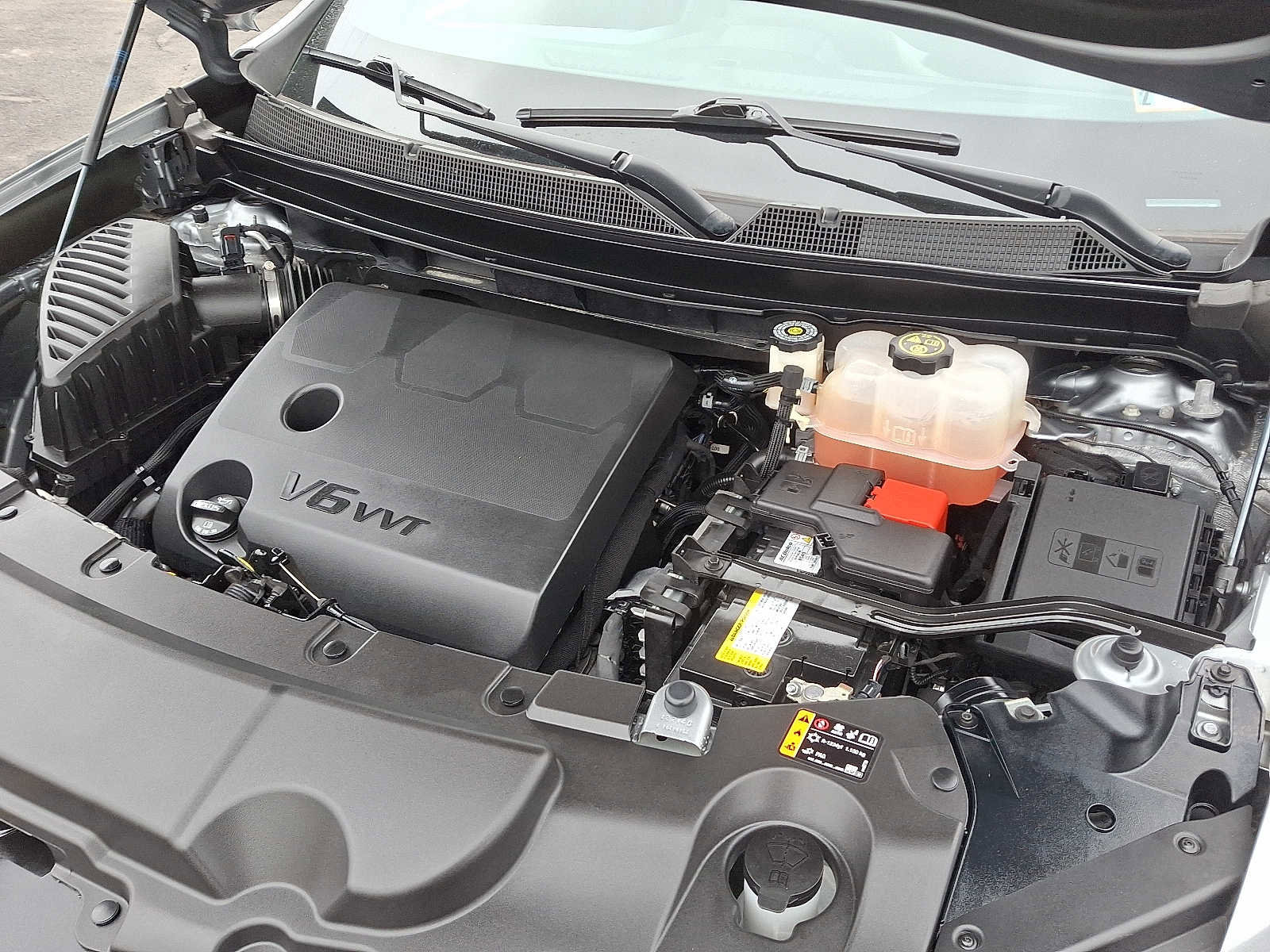 Used 2023 Chevrolet Traverse LT image 26