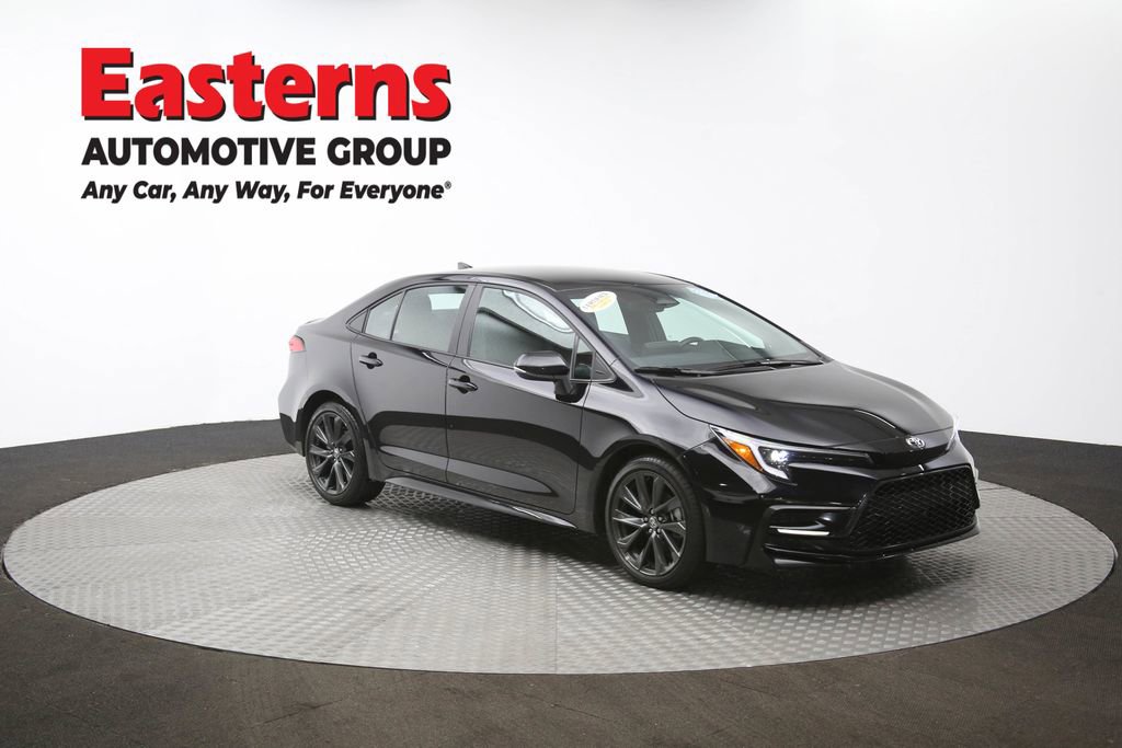 Used 2025 Toyota Corolla SE image 48