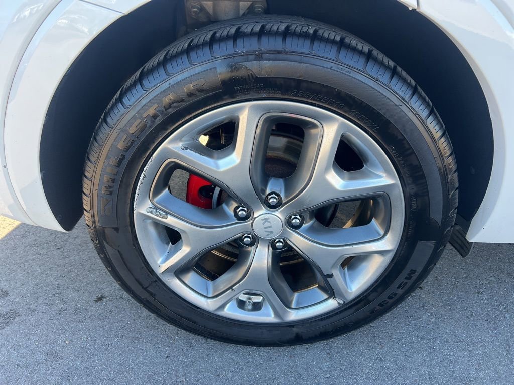 Used 2016 Kia Sorento SX image 7