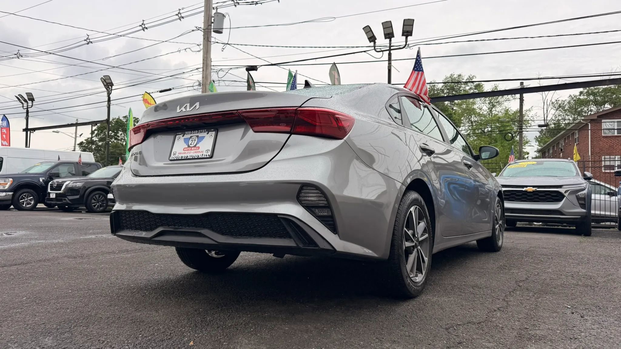 Used 2023 Kia Forte LXS FWD image 9