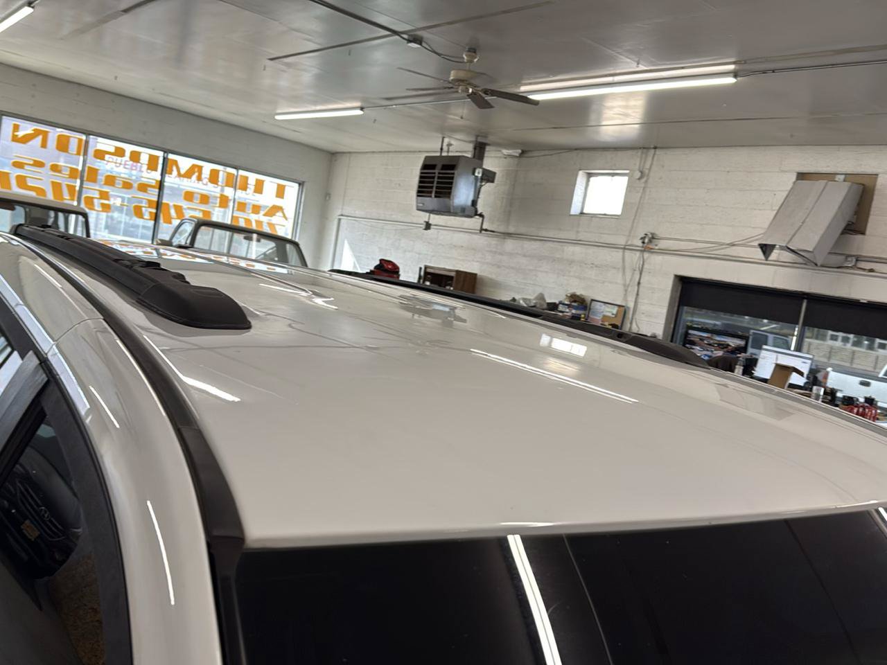 Used 2015 Chrysler Town & Country Touring FWD image 79