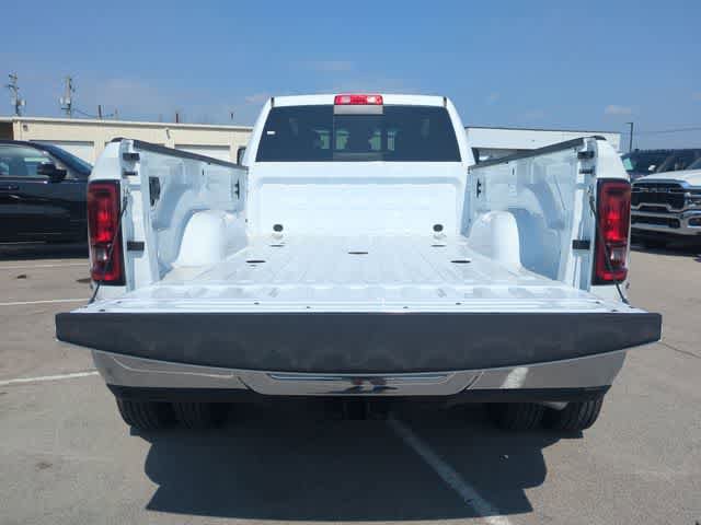 New 2026 RAM 3500 Tradesman AWD/4WD image 34