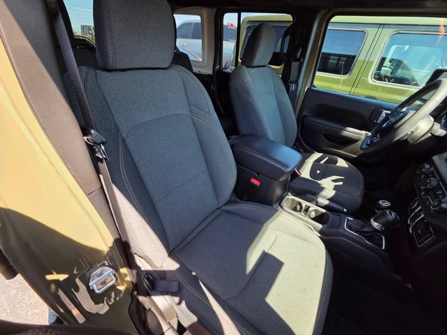 Used 2025 Jeep Wrangler Unlimited Sport AWD/4WD image 18
