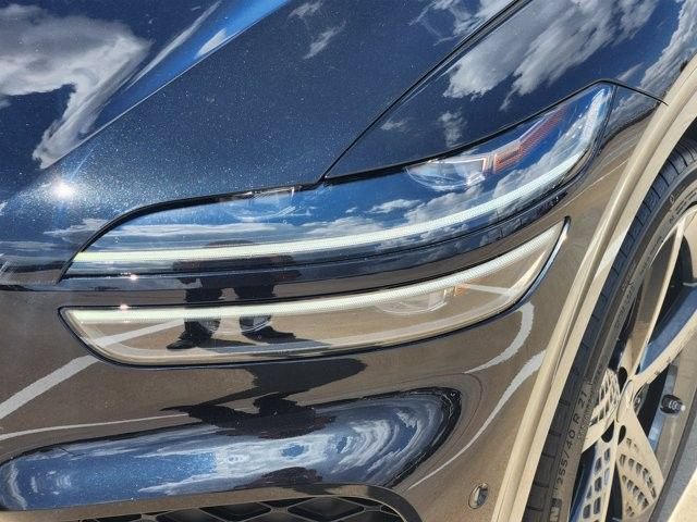 Used 2024 Genesis GV70 2.5T w/ Sport Prestige Package AWD/4WD image 9