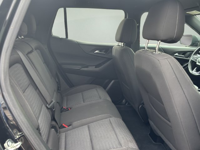 Used 2025 Chevrolet Equinox LT FWD image 13