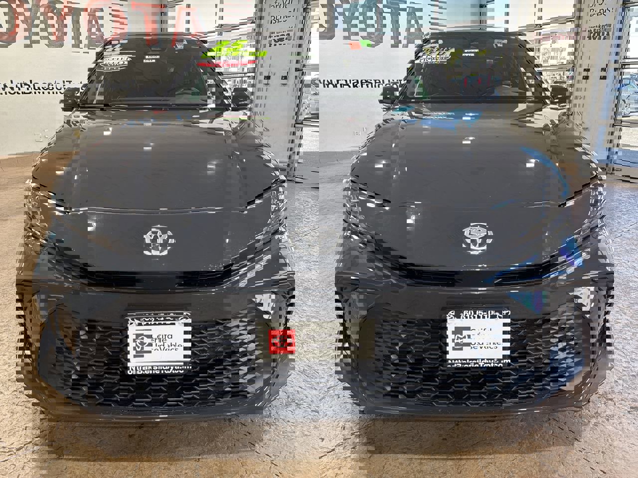 Certified 2025 Toyota Camry SE image 5