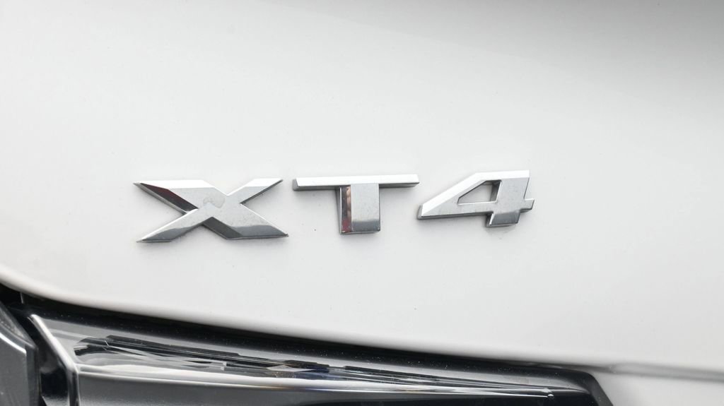Used 2023 Cadillac XT4 Sport FWD image 20