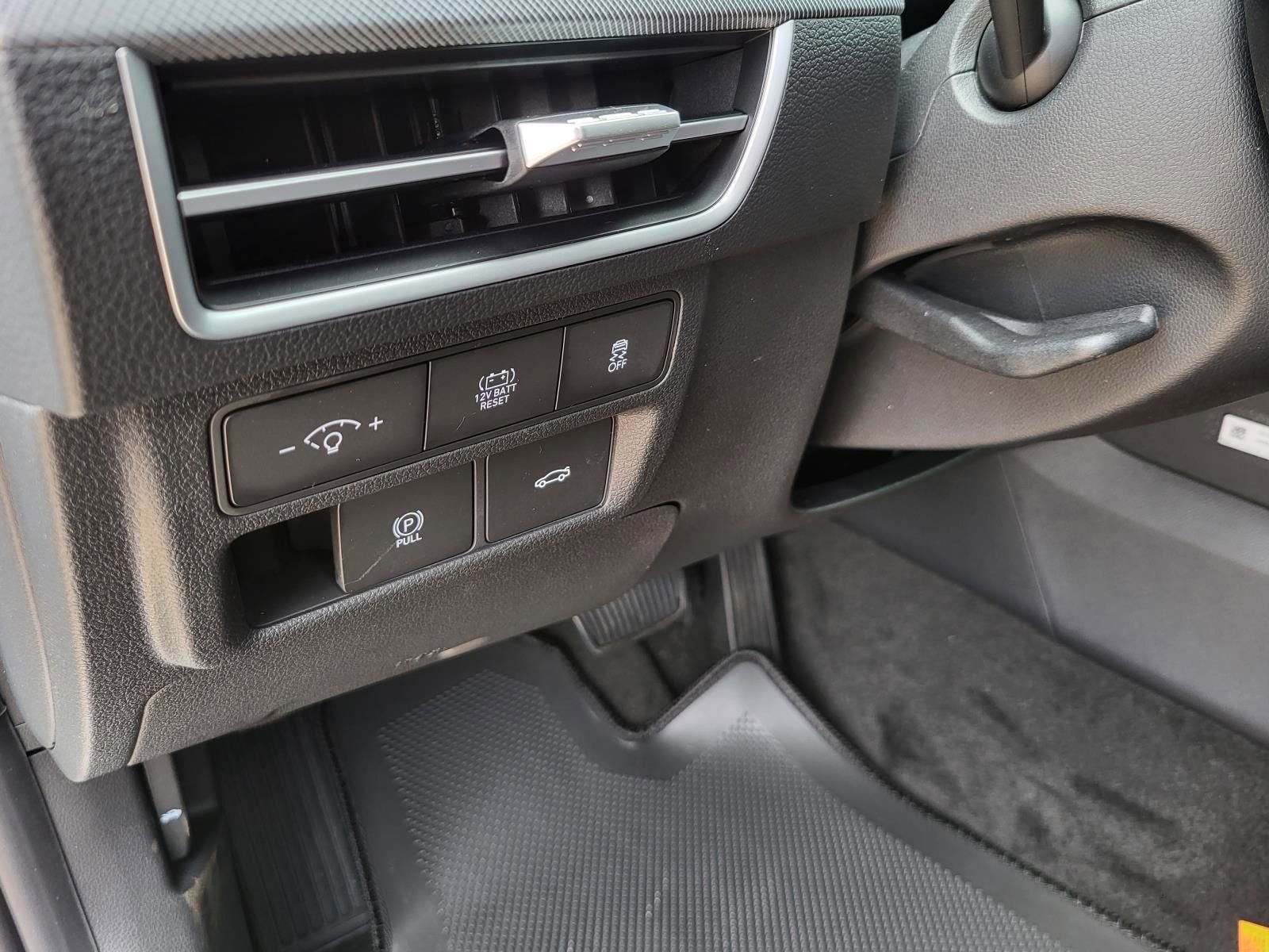 New 2025 Hyundai Sonata SEL FWD image 15