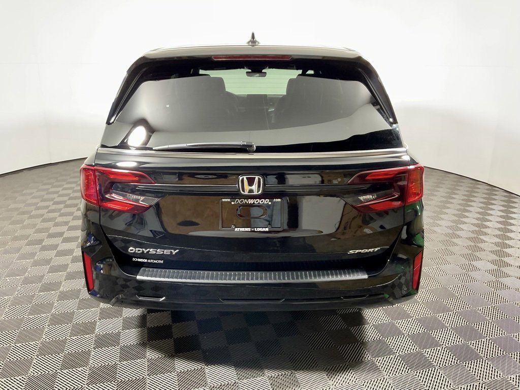 Used 2025 Honda Odyssey Sport-L image 12