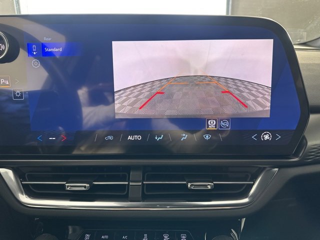 New 2026 Chevrolet Equinox EV LT image 20