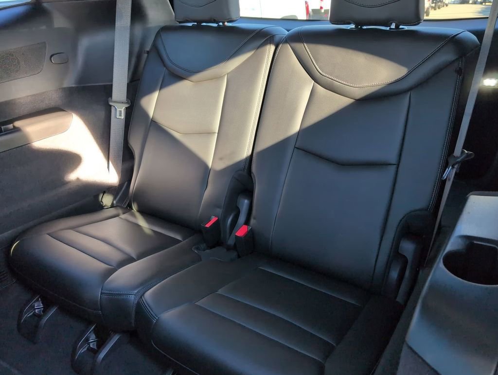 Certified 2023 Cadillac XT6 Luxury image 25