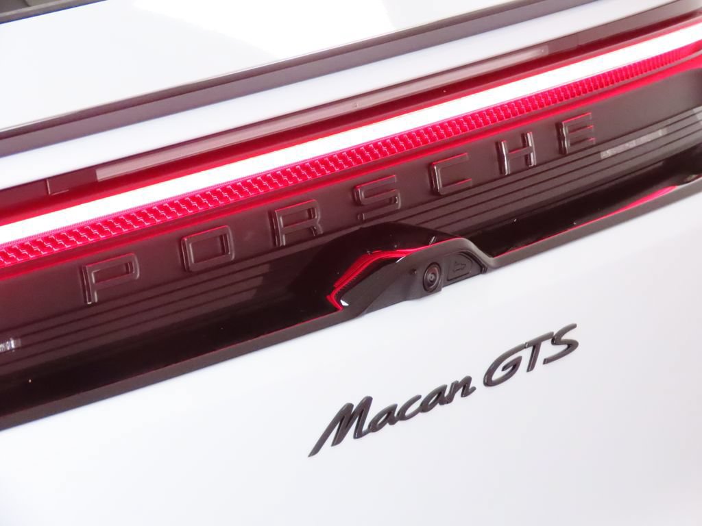 New 2026 Porsche Macan GTS Electric AWD/4WD image 12