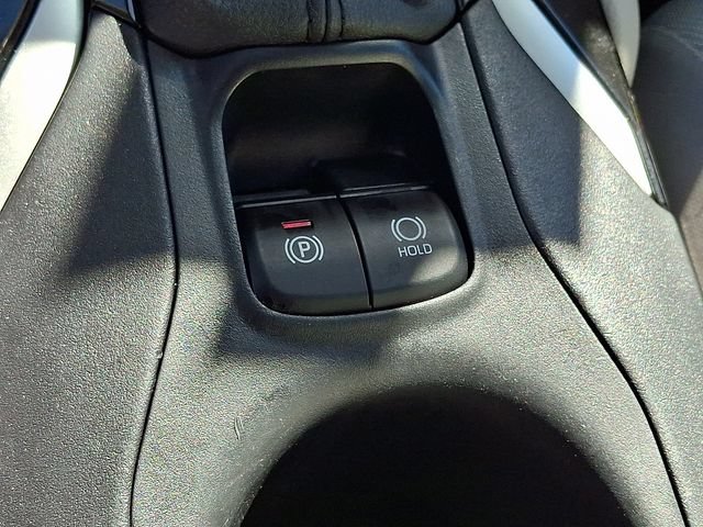 Certified 2025 Toyota Corolla Cross LE w/ Moonroof Package AWD/4WD image 23