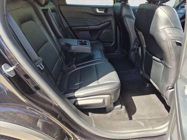 Used 2025 Ford Escape Platinum AWD/4WD image 20