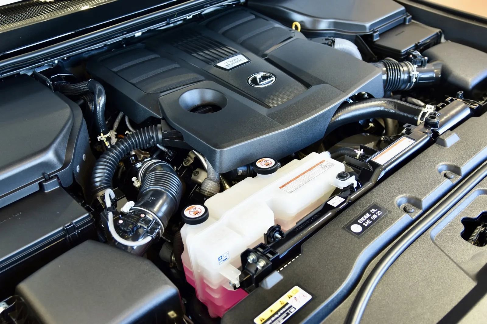 Used 2024 Lexus GX 550 w/ Accessory Package (Z1) image 35