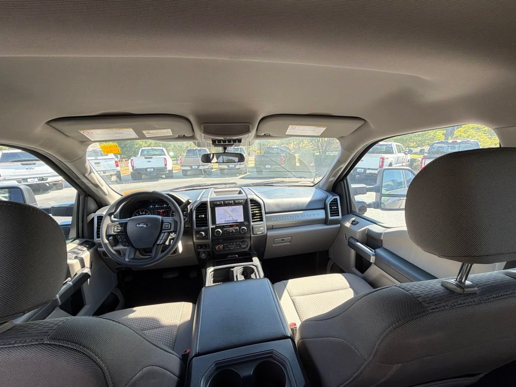 Used 2022 Ford F250 XLT w/ Black Appearance Package AWD/4WD image 11