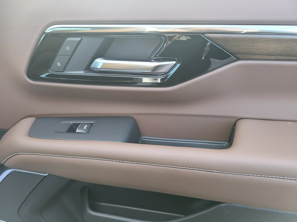 New 2027 Chevrolet Tahoe High Country AWD/4WD image 14