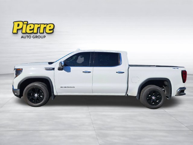 Used 2025 GMC Sierra 1500 SLT AWD/4WD image 3