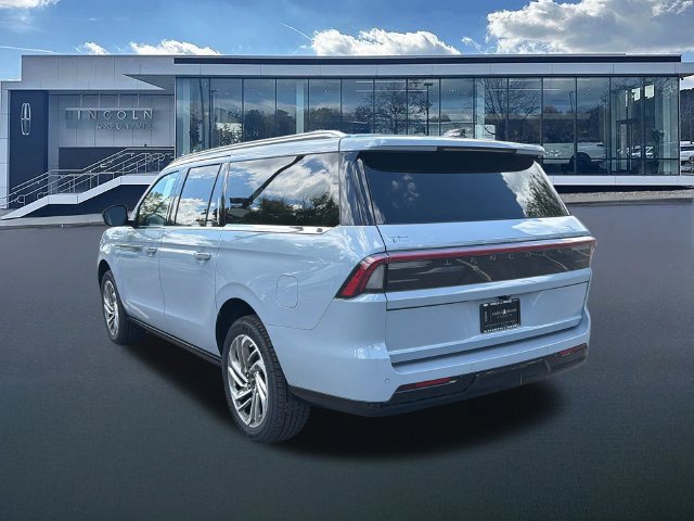 New 2027 Lincoln Navigator L Reserve AWD/4WD image 5