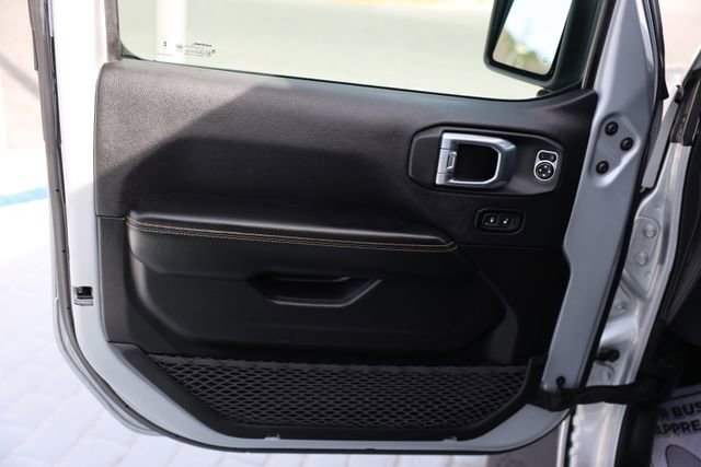 Used 2024 Jeep Wrangler Sahara image 10