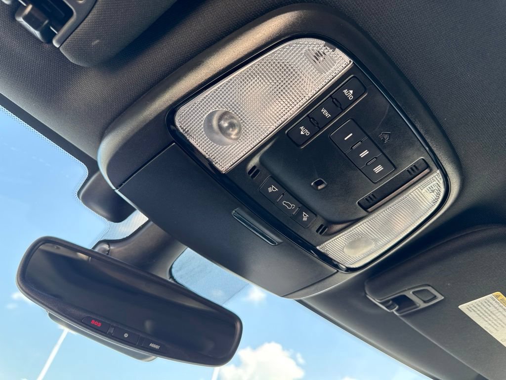 Used 2024 Dodge Durango GT AWD/4WD image 36