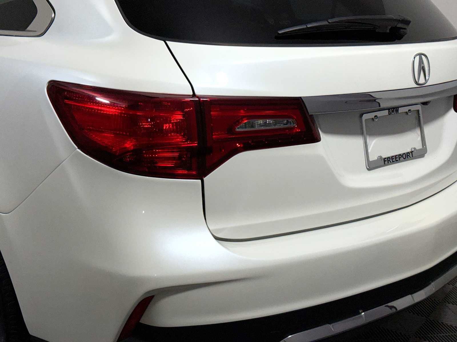 Used 2019 Acura MDX SH-AWD image 26